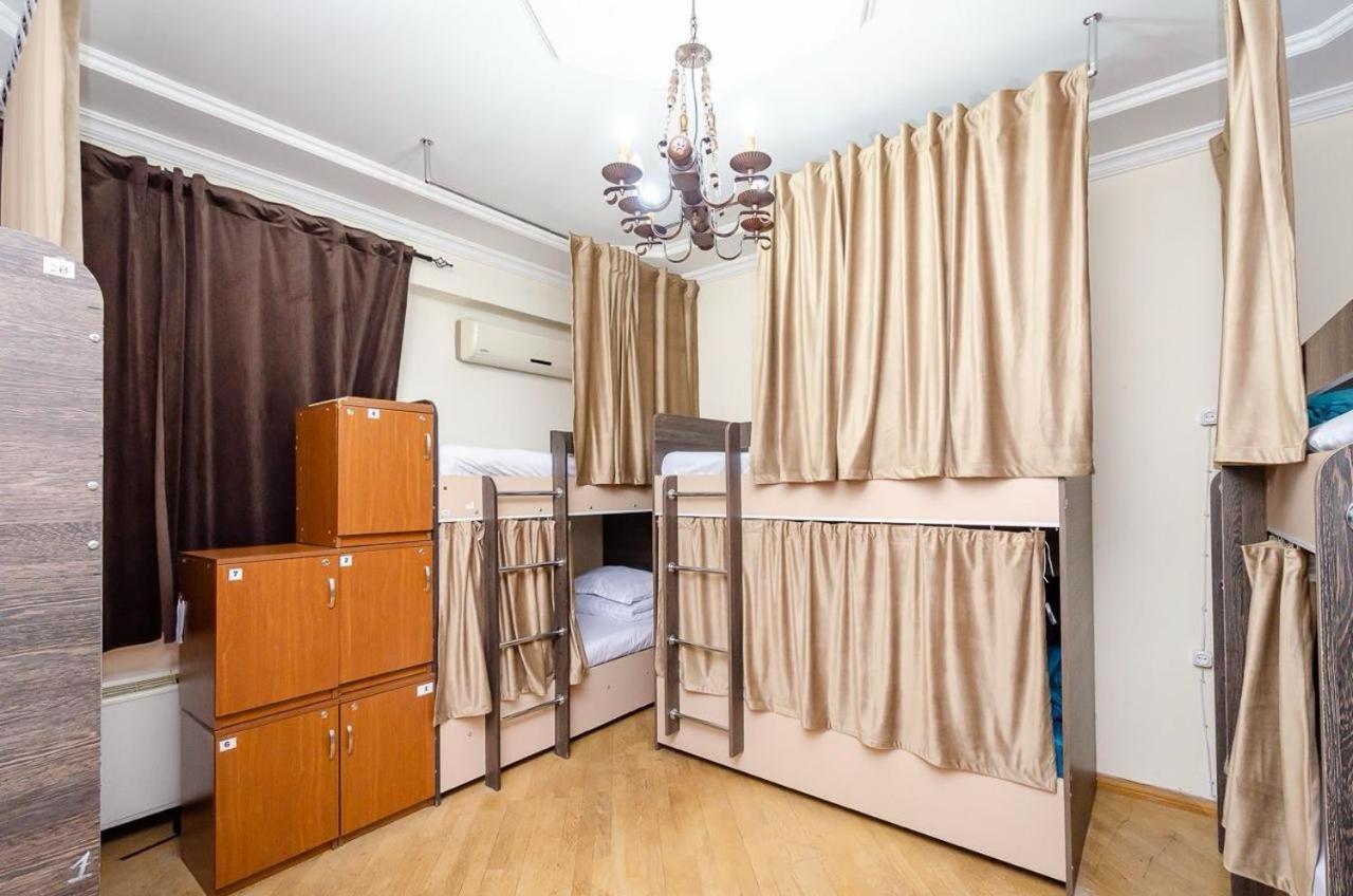 Areva Hostel & Apartment Єреван Екстер'єр фото